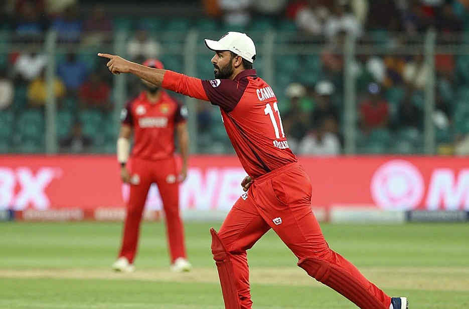 শতরান হয়েছে, স্ট্রাইক রেট নেই: অভিষেকের ইনিংসের যে হিসাবটা এখনো কেউ লেখেনি