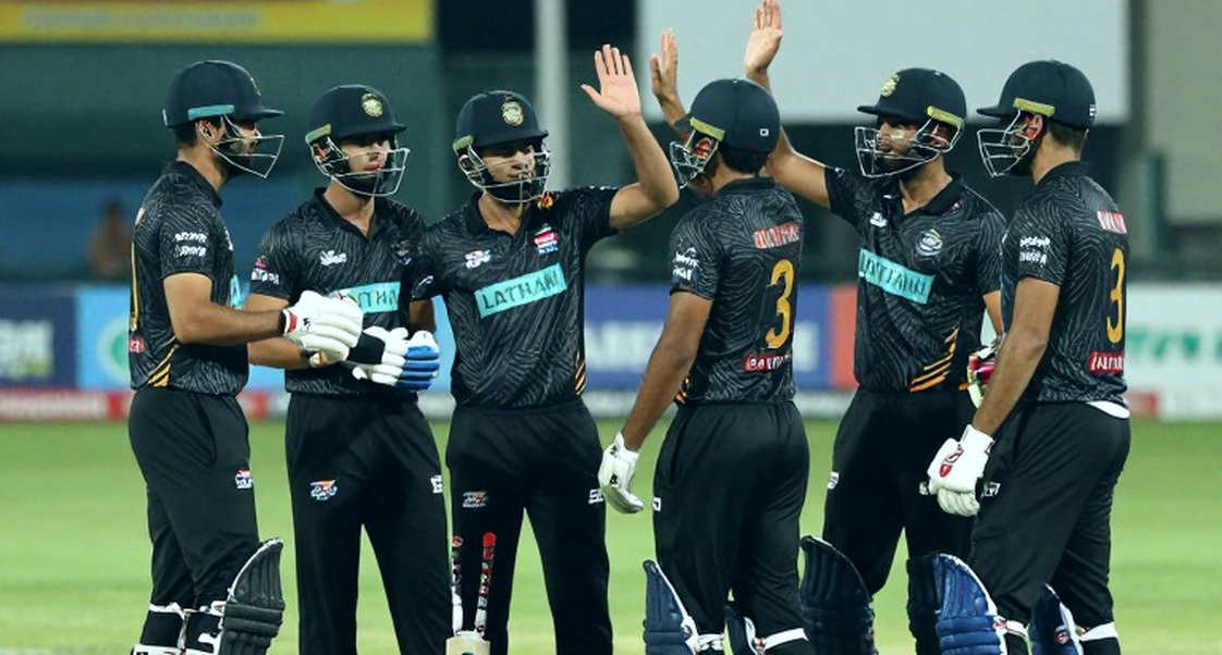 দুই সারির হিসাব: সূর্যবংশী টিকে গেলেন, কিষাণ বাদ — আর যেখানে স্কোরকার্ড থাকার কথা ছিল