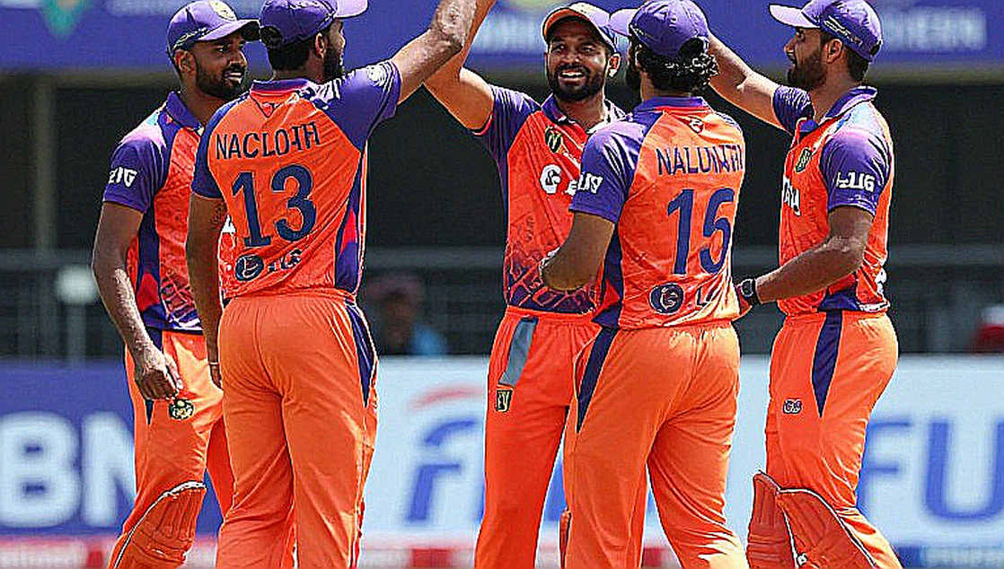 সূর্যবংশীর ১৯ বলে ৪৫ আর 'চকলেট': একটি রসিকতা কীভাবে কঠিন দাবিতে বদলে যায়