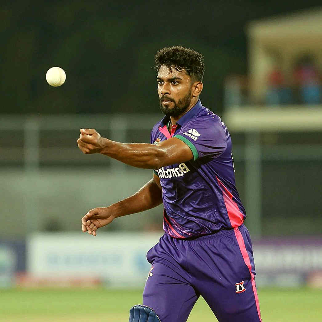 খালি ঘর, জোরে শ্বাস: ক্রিকেট-বিশ্লেষণের নীরব ঘর